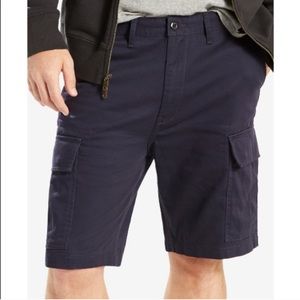 LEVI’S Carrier Cargo Shorts
